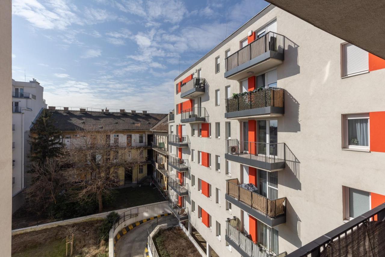 All You Need In Bp - Garage, Terraces, Aircon Budapest Exterior photo